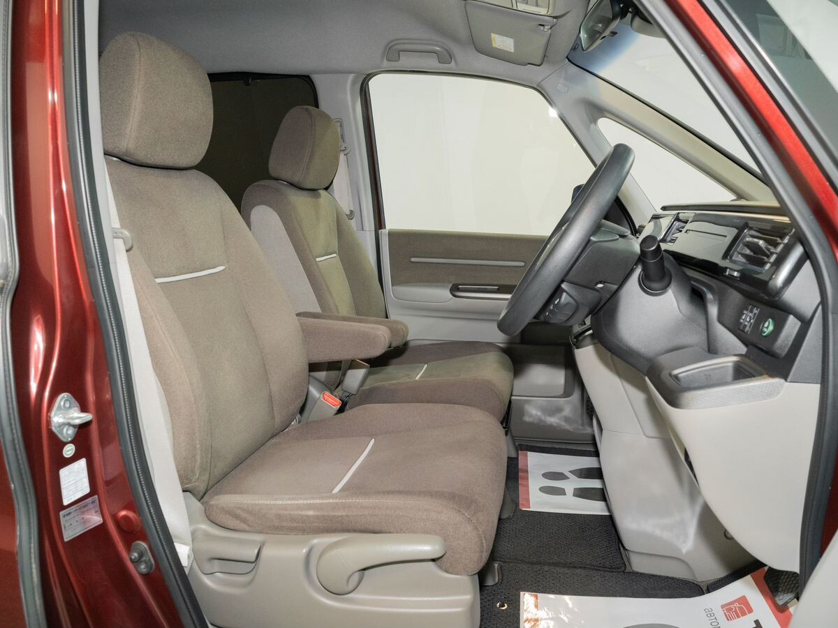 Honda Stepwgn 2017 - фото автомобиля