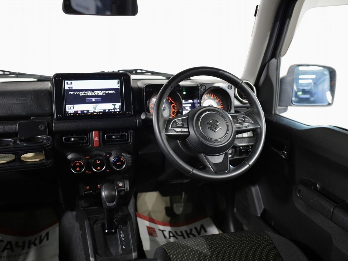 Suzuki Jimny 2020 - фото автомобиля