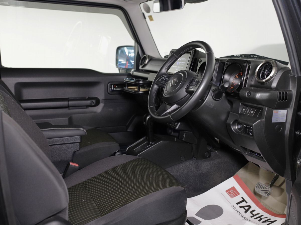 Suzuki Jimny 2020 - фото автомобиля