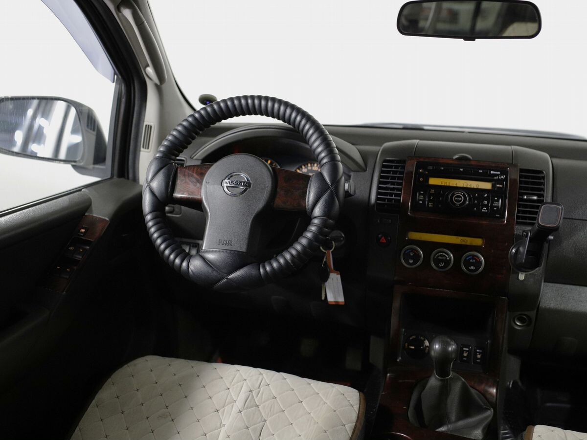 Nissan Pathfinder 2007 - фото автомобиля