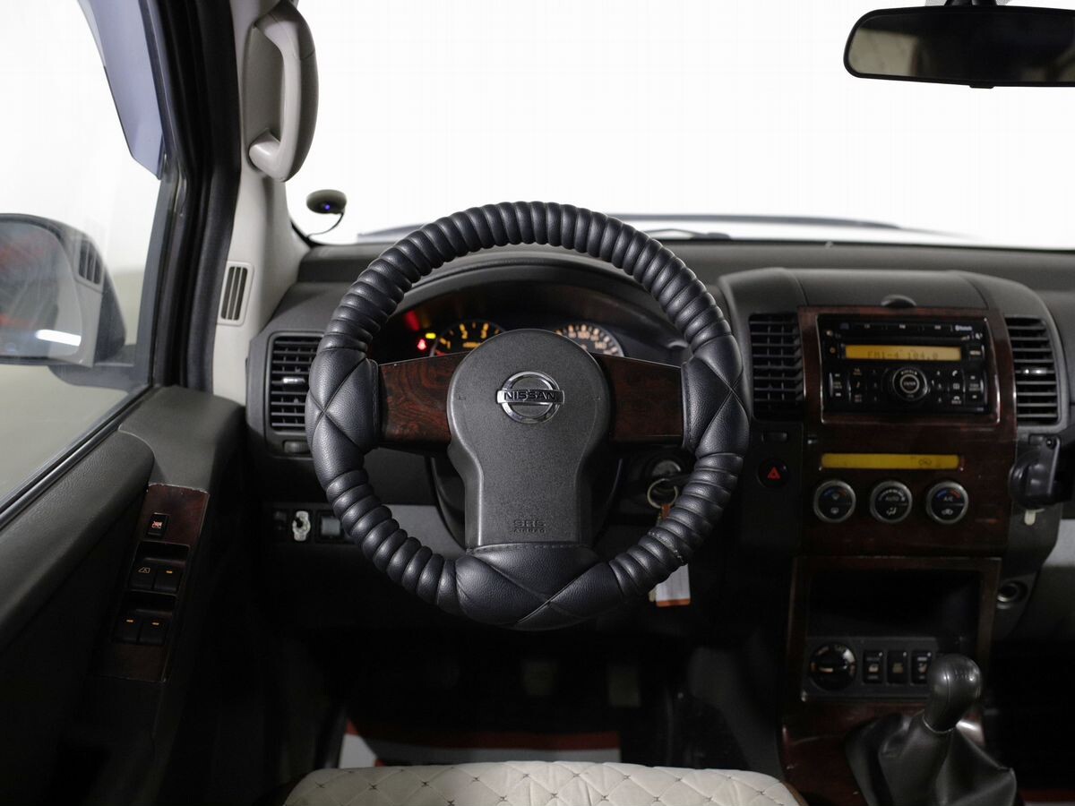 Nissan Pathfinder 2007 - фото автомобиля