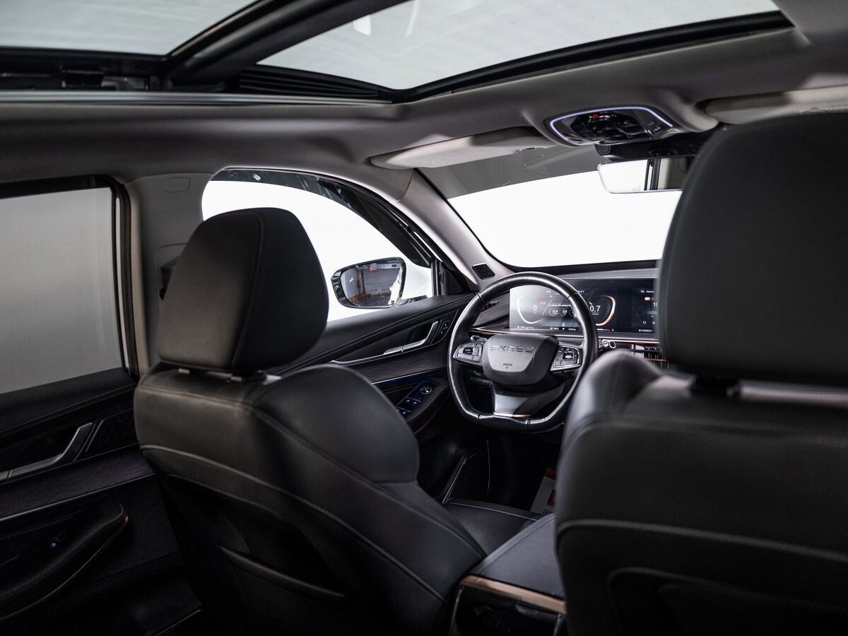 Exeed LX 2022 - фото автомобиля