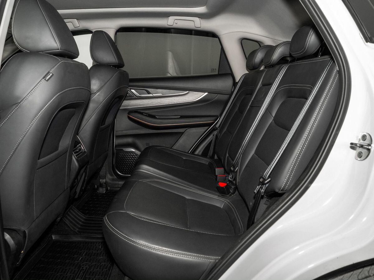 Exeed LX 2022 - фото автомобиля