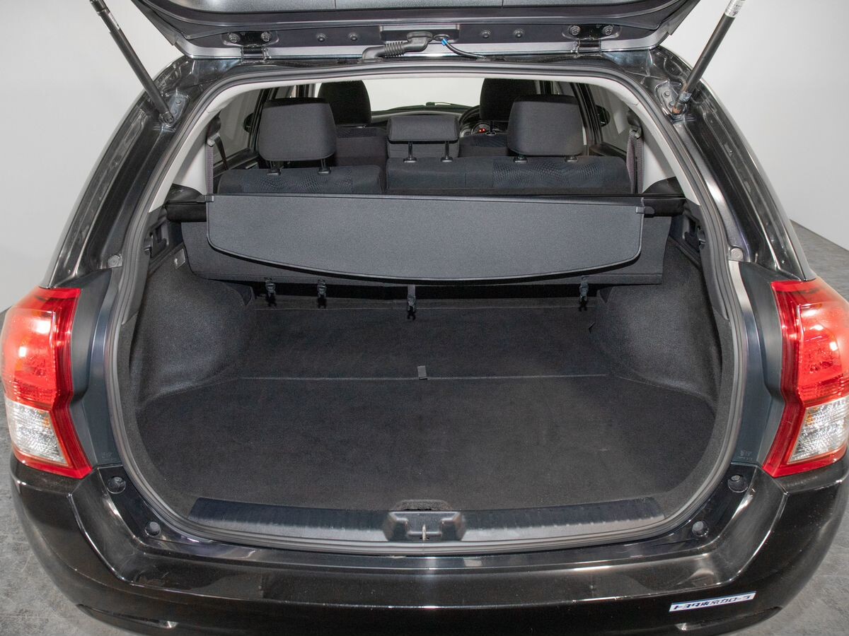 Toyota Corolla 2014 - фото автомобиля