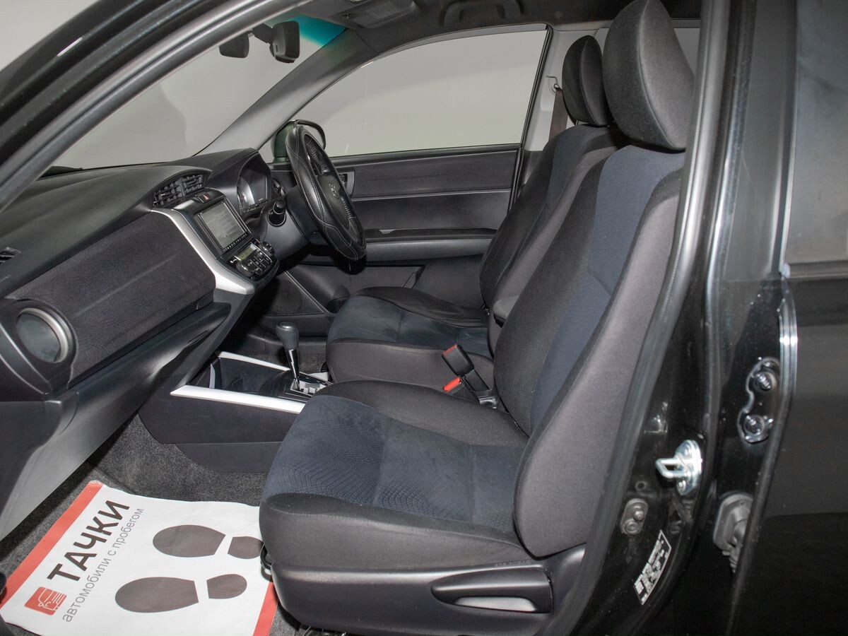 Toyota Corolla 2014 - фото автомобиля