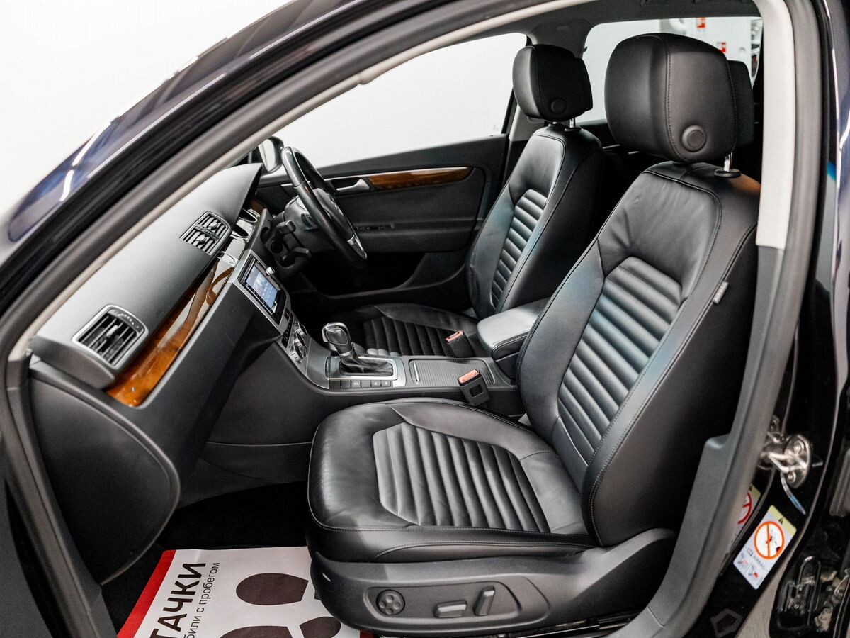 Volkswagen Passat 2014 - фото автомобиля