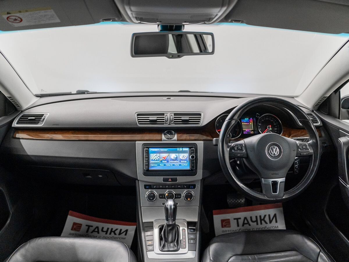 Volkswagen Passat 2014 - фото автомобиля