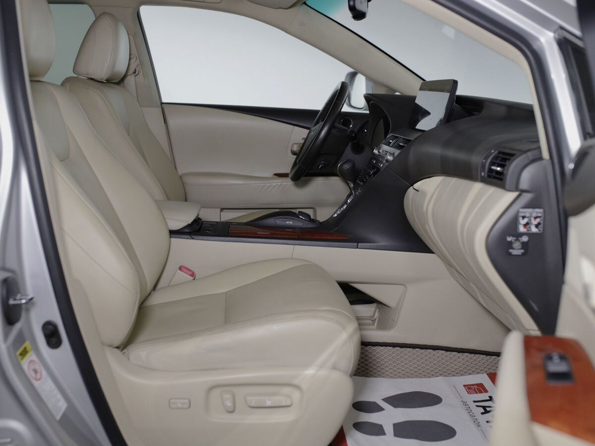 Lexus RX 2010 - фото автомобиля