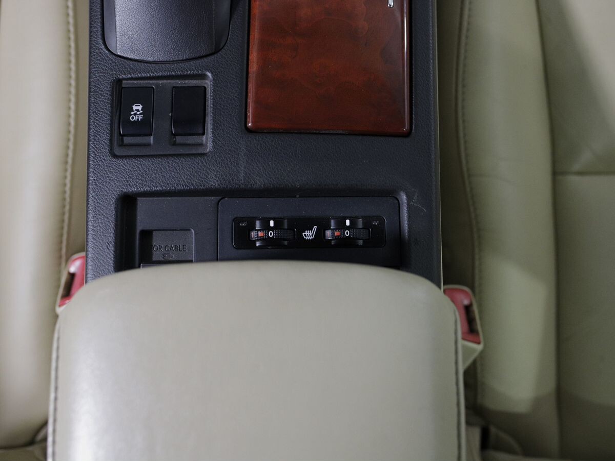 Lexus RX 2010 - фото автомобиля