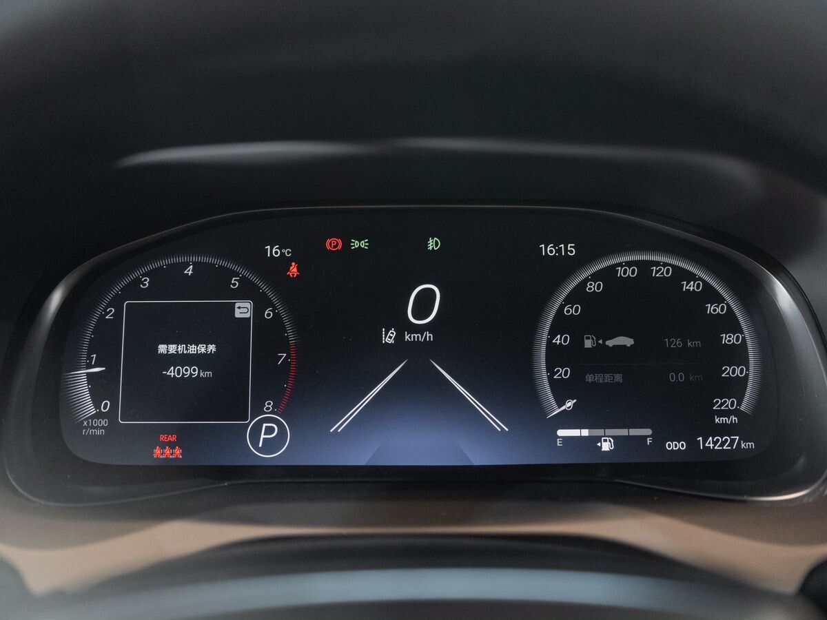 Toyota Venza 2022 - фото автомобиля