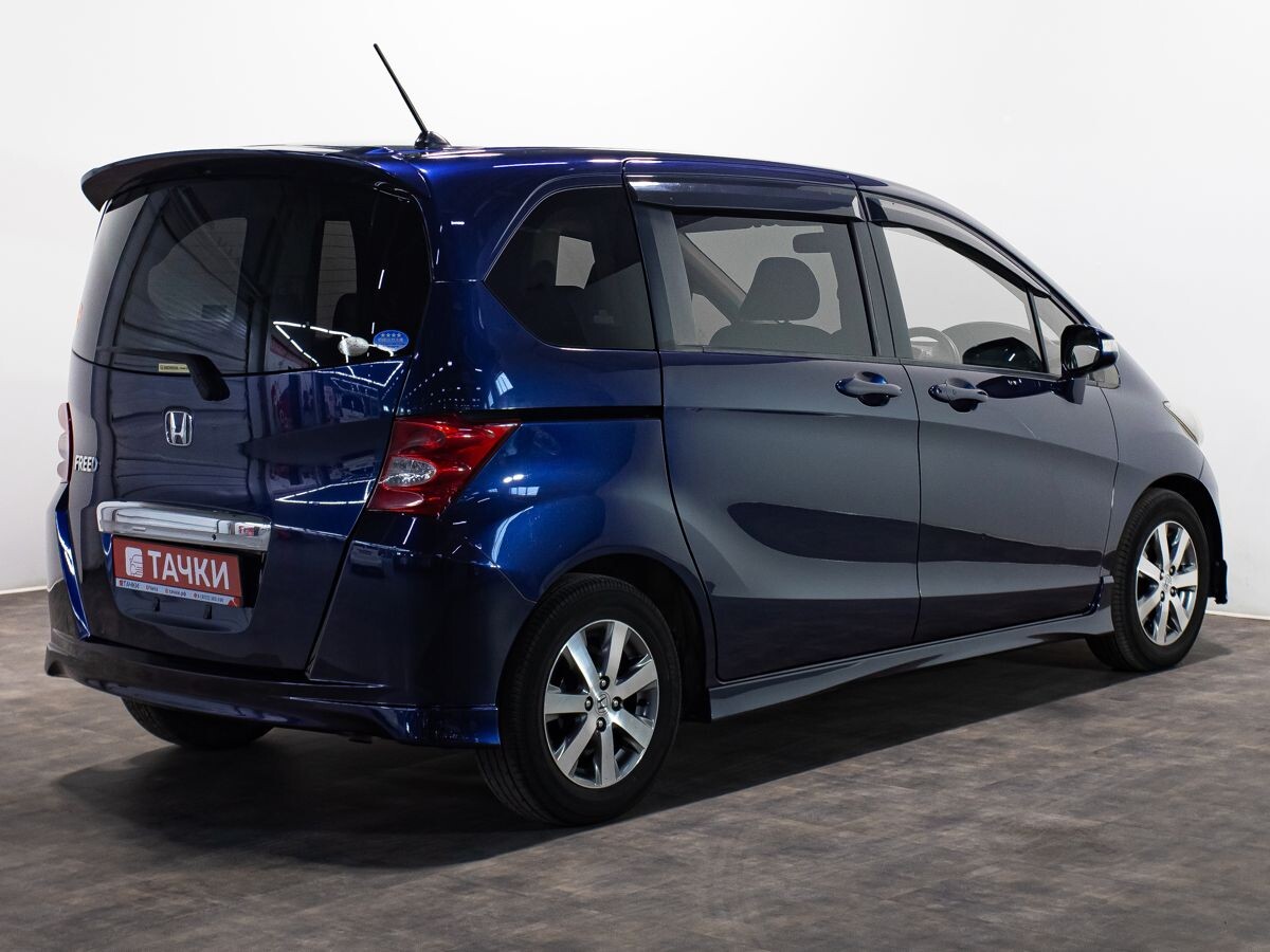 Honda Freed 2008 - фото автомобиля