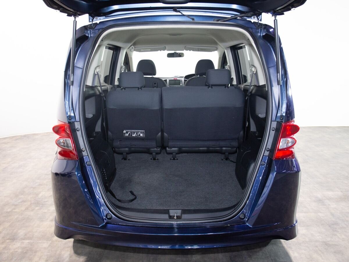 Honda Freed 2008 - фото автомобиля