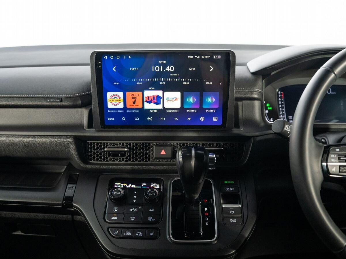 Honda Stepwgn 2024 - фото автомобиля