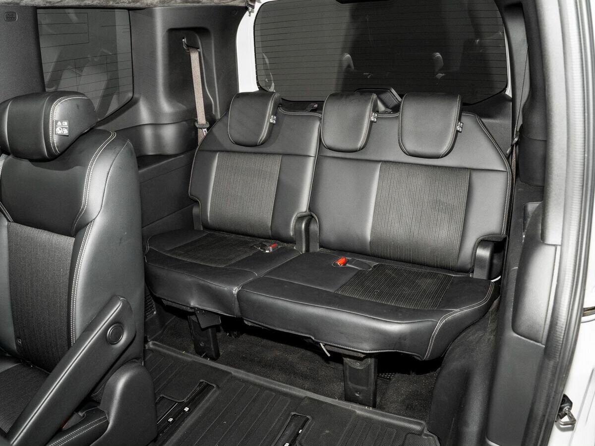 Honda Stepwgn 2024 - фото автомобиля