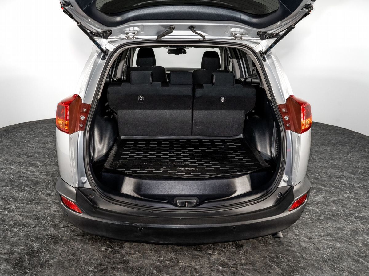 Toyota RAV4 2013 - фото автомобиля