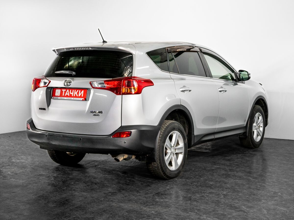 Toyota RAV4 2013 - фото автомобиля