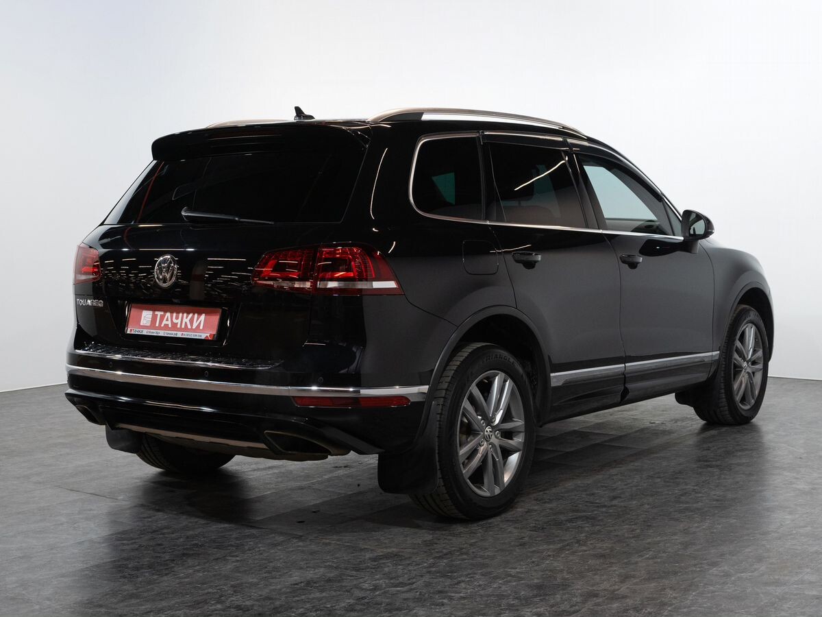 Volkswagen Touareg 2016 - фото автомобиля