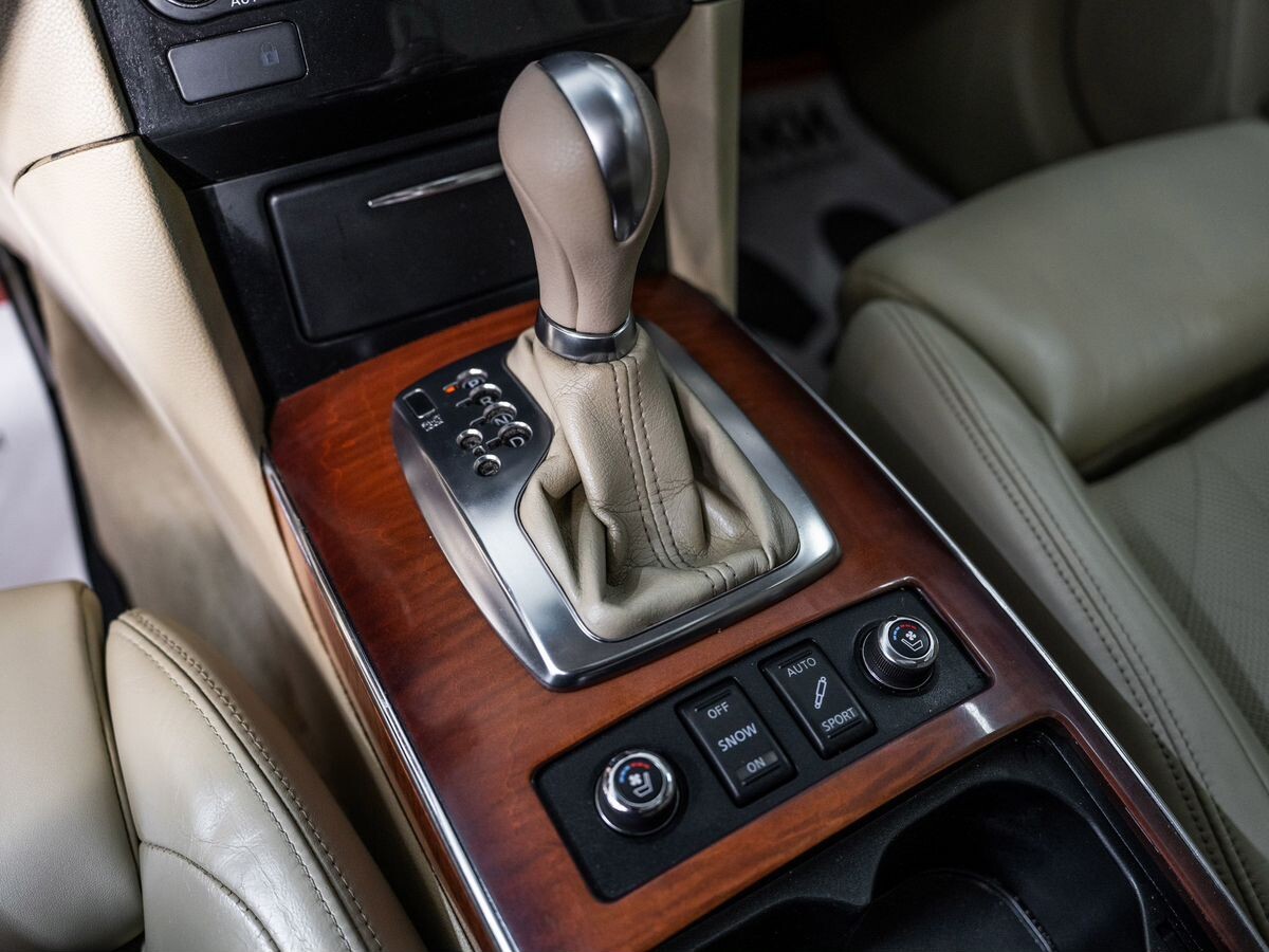 Infiniti FX 2012 - фото автомобиля