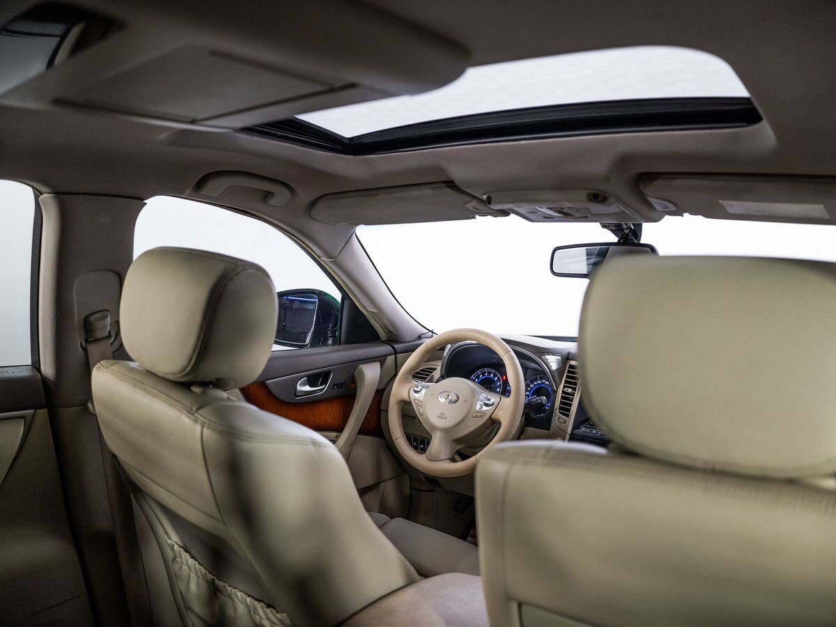 Infiniti FX 2012 - фото автомобиля