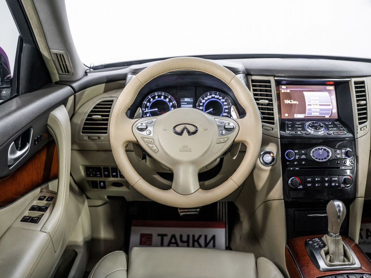 Infiniti FX 2012 - фото автомобиля