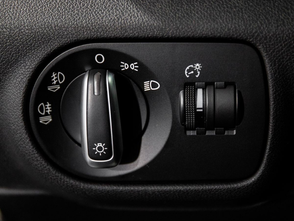 Audi A1 2012 - фото автомобиля