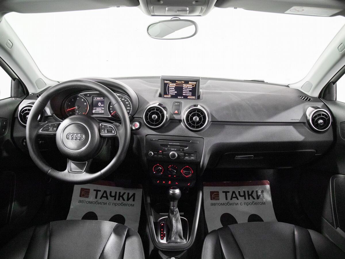 Audi A1 2012 - фото автомобиля