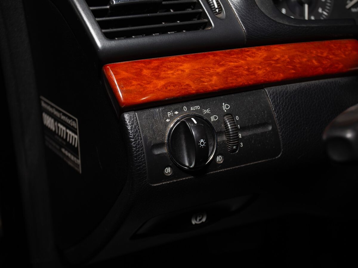 Mercedes-Benz E-Класс 2008 - фото автомобиля