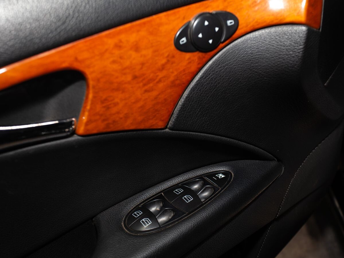 Mercedes-Benz E-Класс 2008 - фото автомобиля