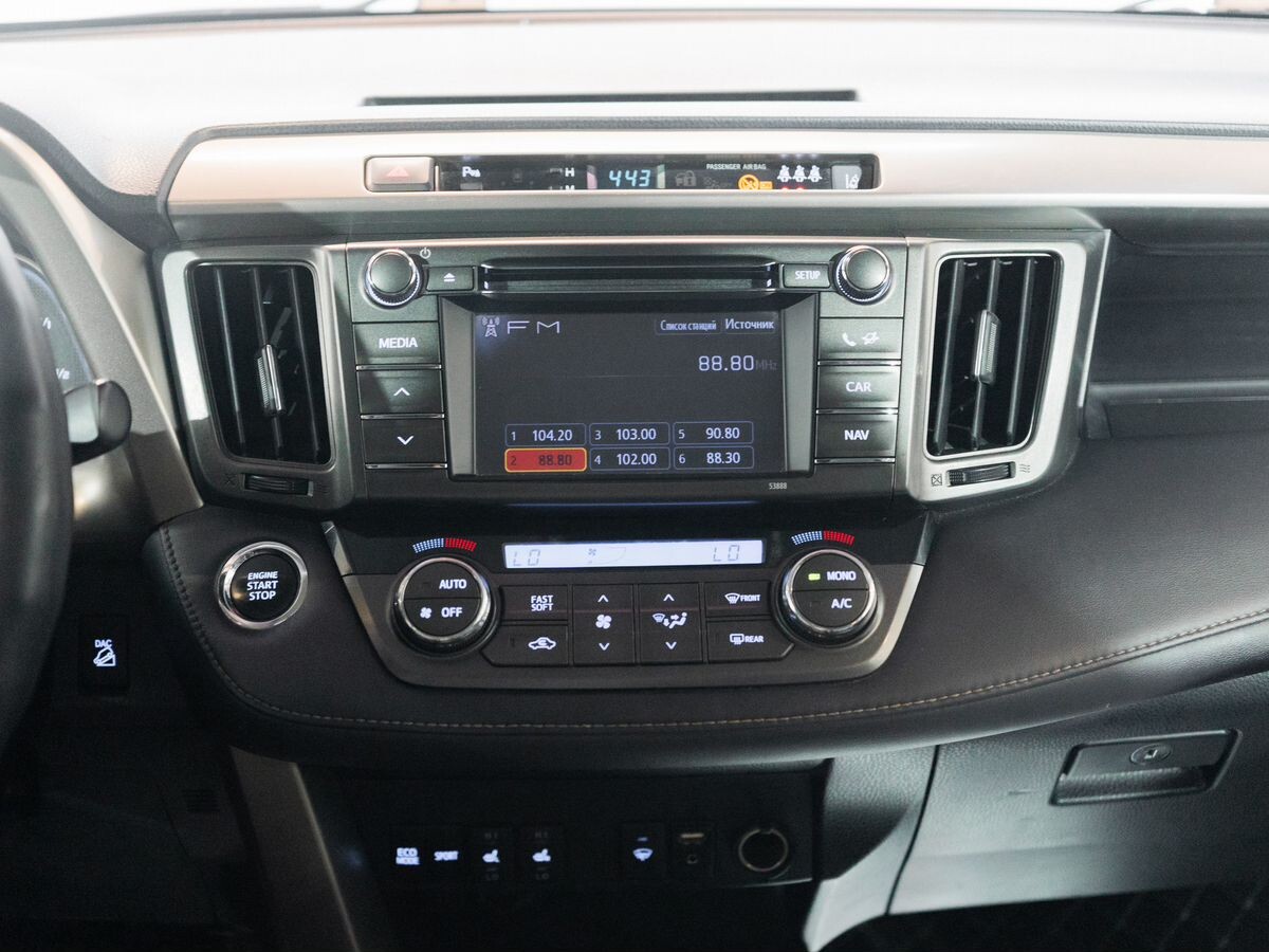 Toyota RAV4 2013 - фото автомобиля