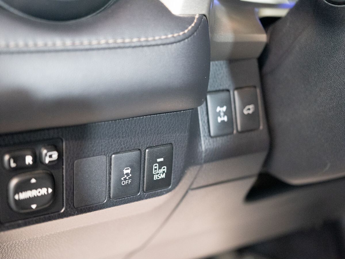 Toyota RAV4 2013 - фото автомобиля