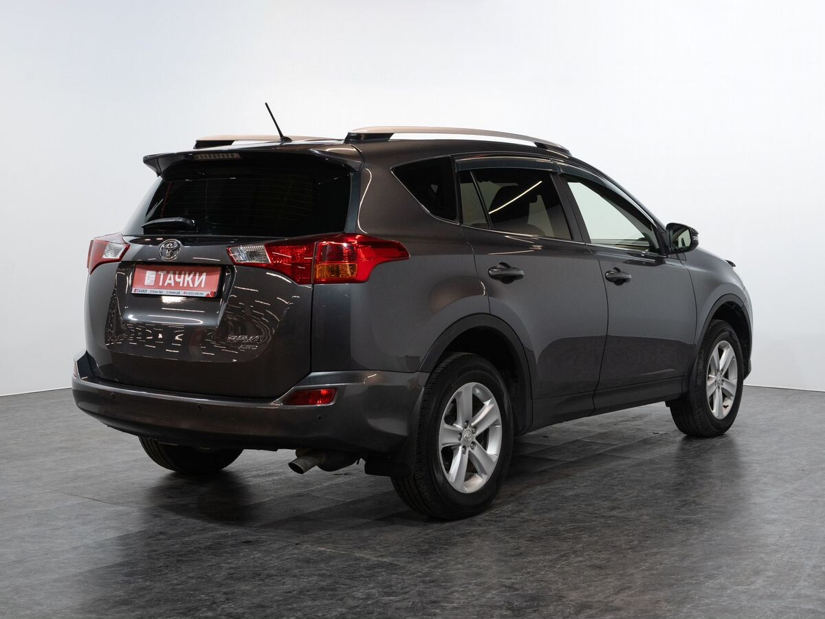 Toyota RAV4 2013 - фото автомобиля