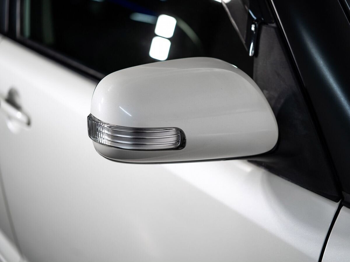 Toyota Corolla Rumion 2012 - фото автомобиля