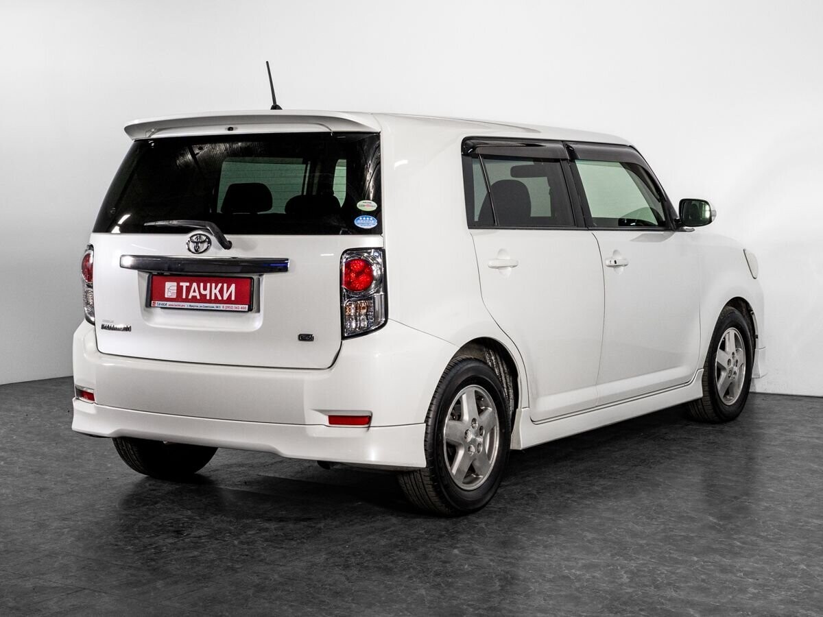 Toyota Corolla Rumion 2012 - фото автомобиля