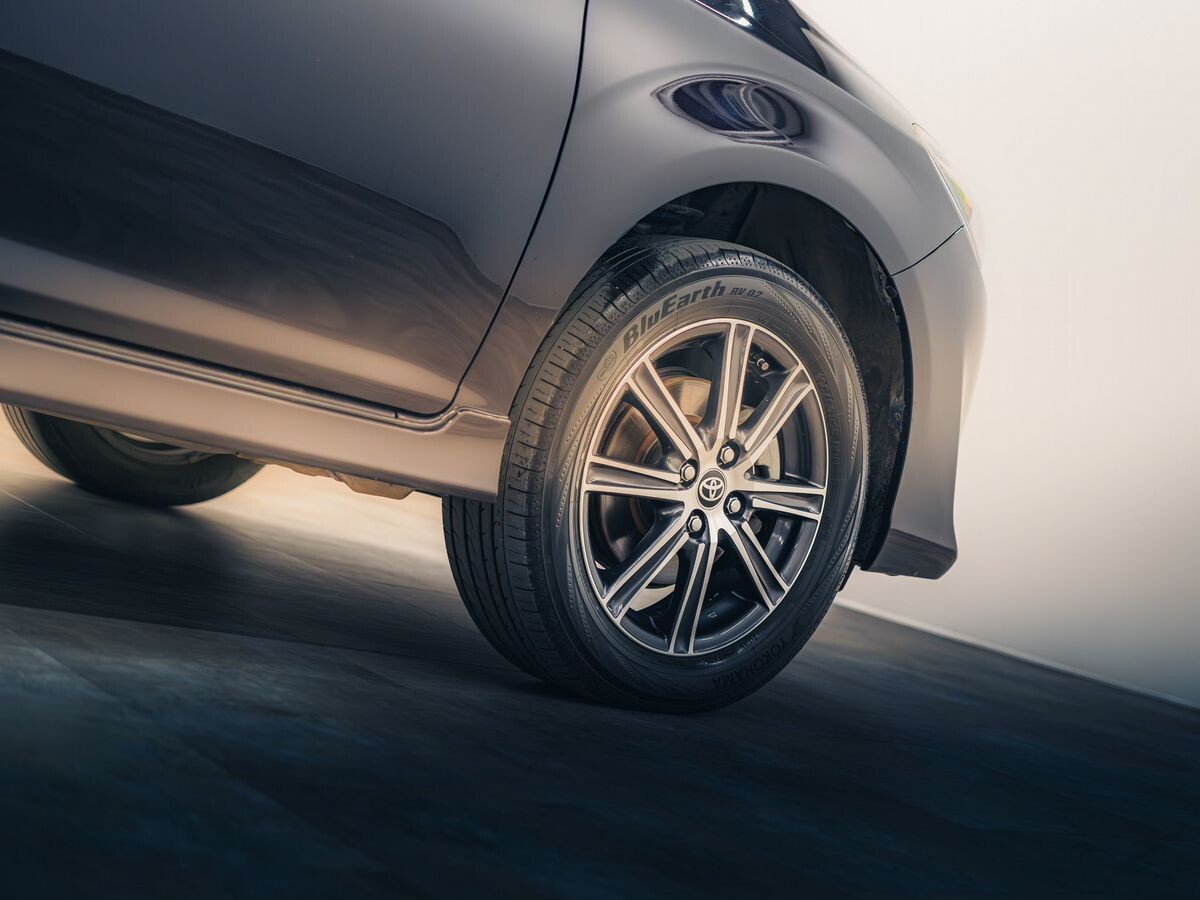 Toyota Corolla 2016 - фото автомобиля