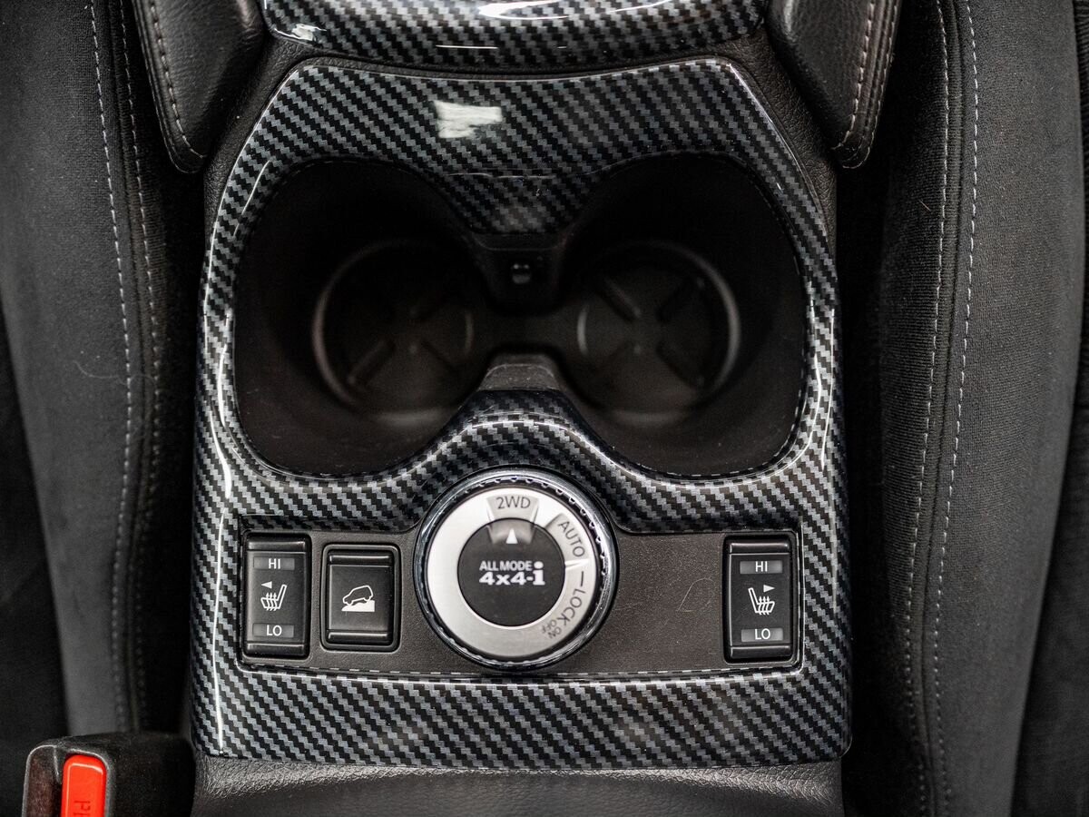 Nissan X-Trail 2017 - фото автомобиля