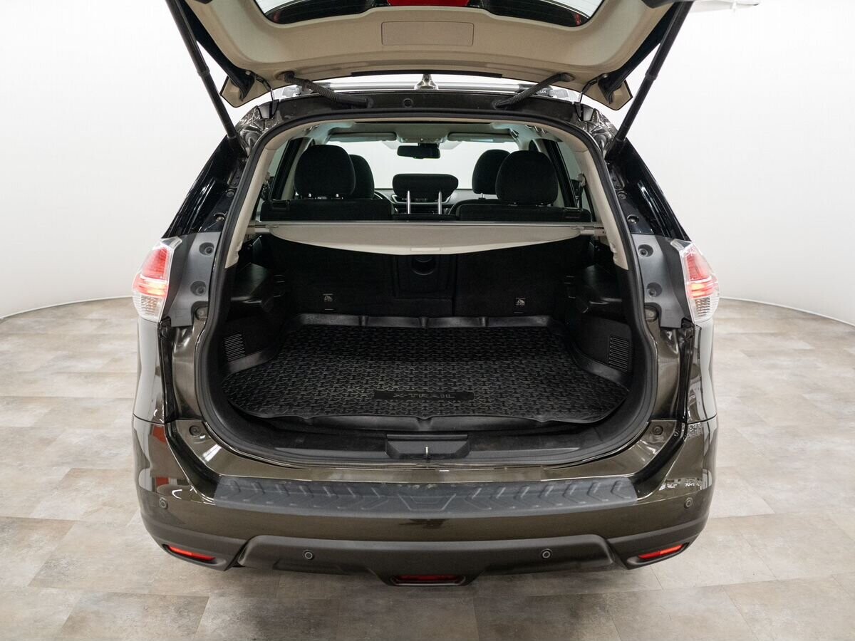 Nissan X-Trail 2017 - фото автомобиля