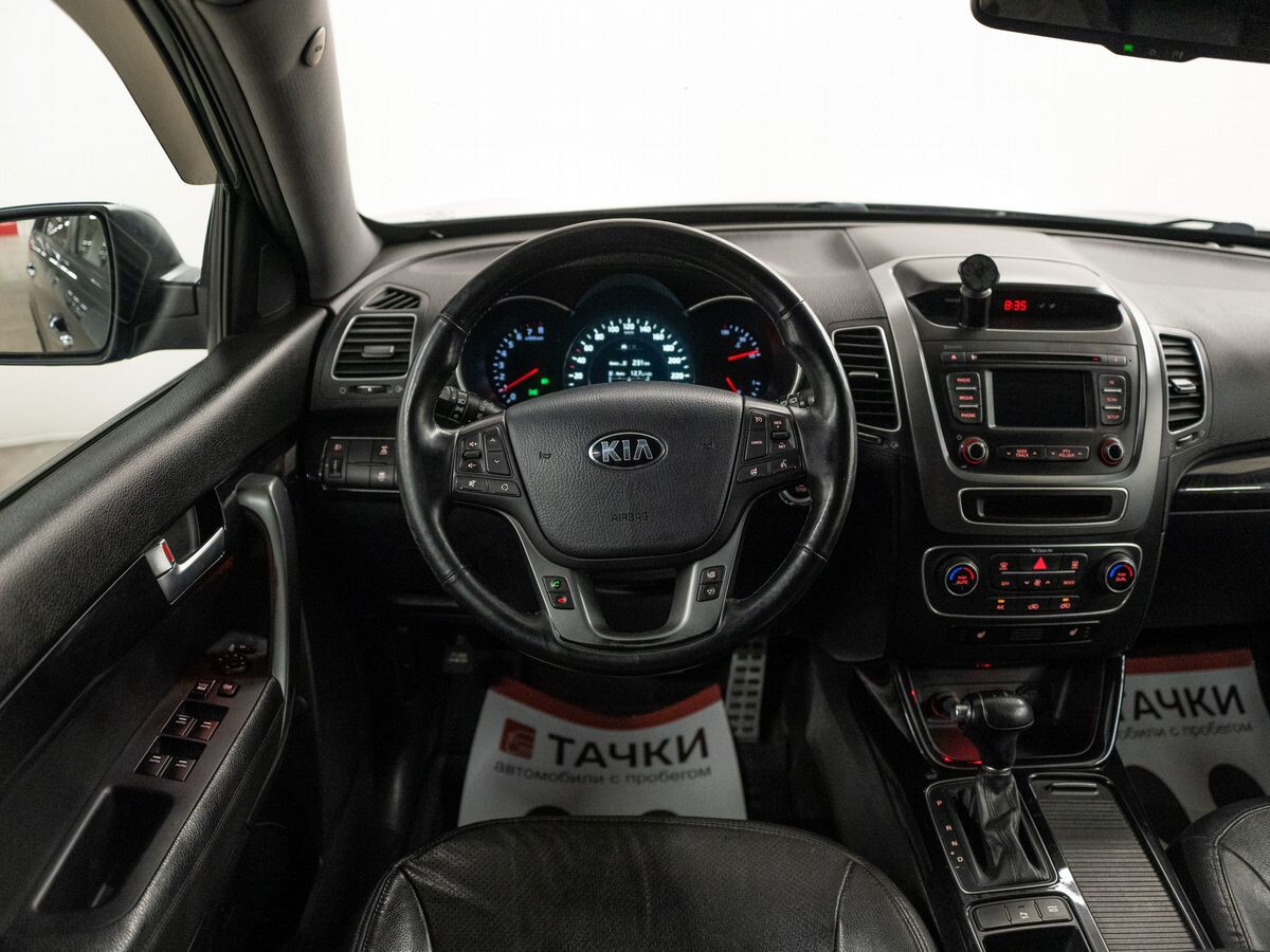 Kia Sorento 2015 - фото автомобиля