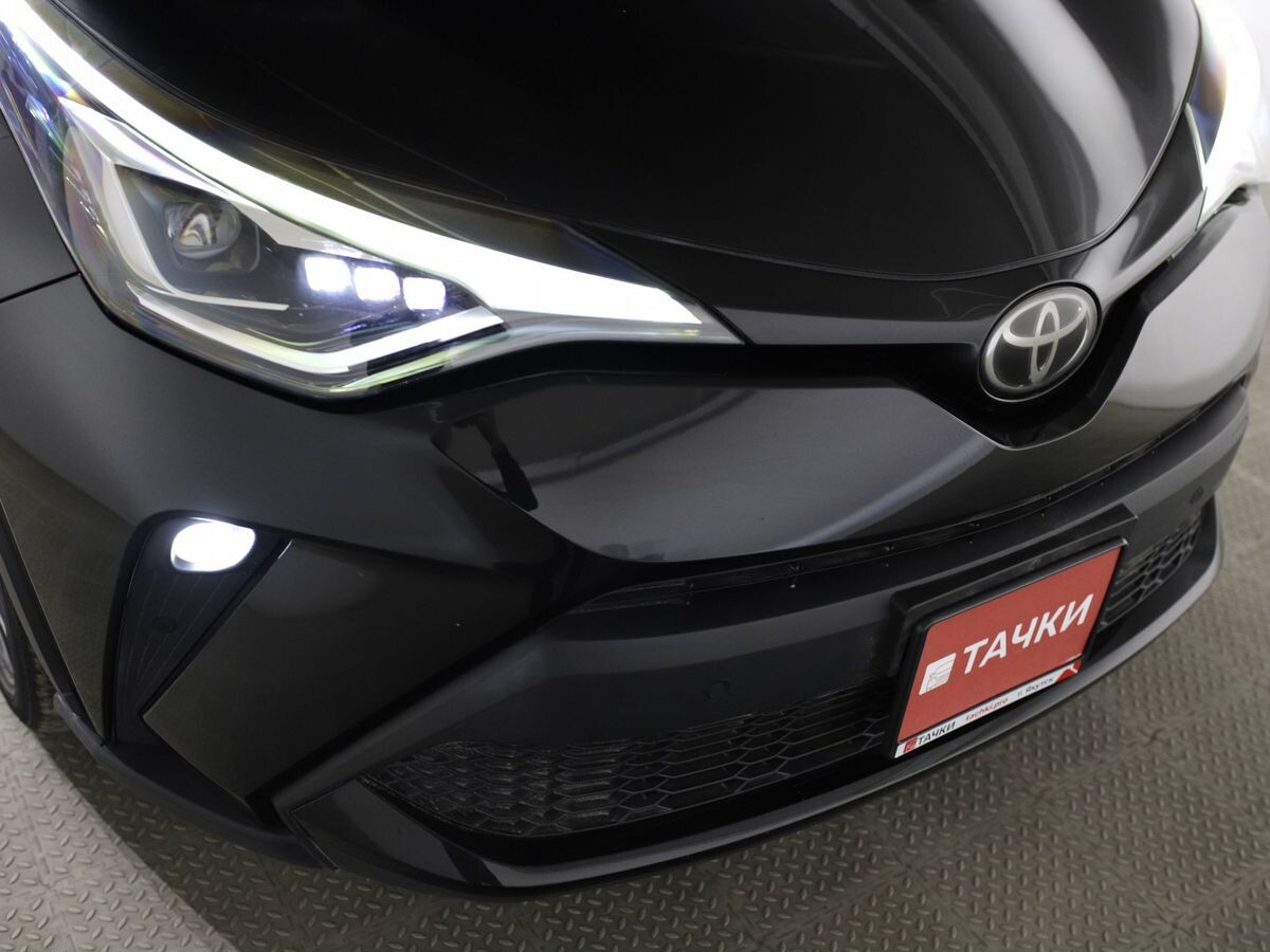 Toyota C-HR 2019 - фото автомобиля