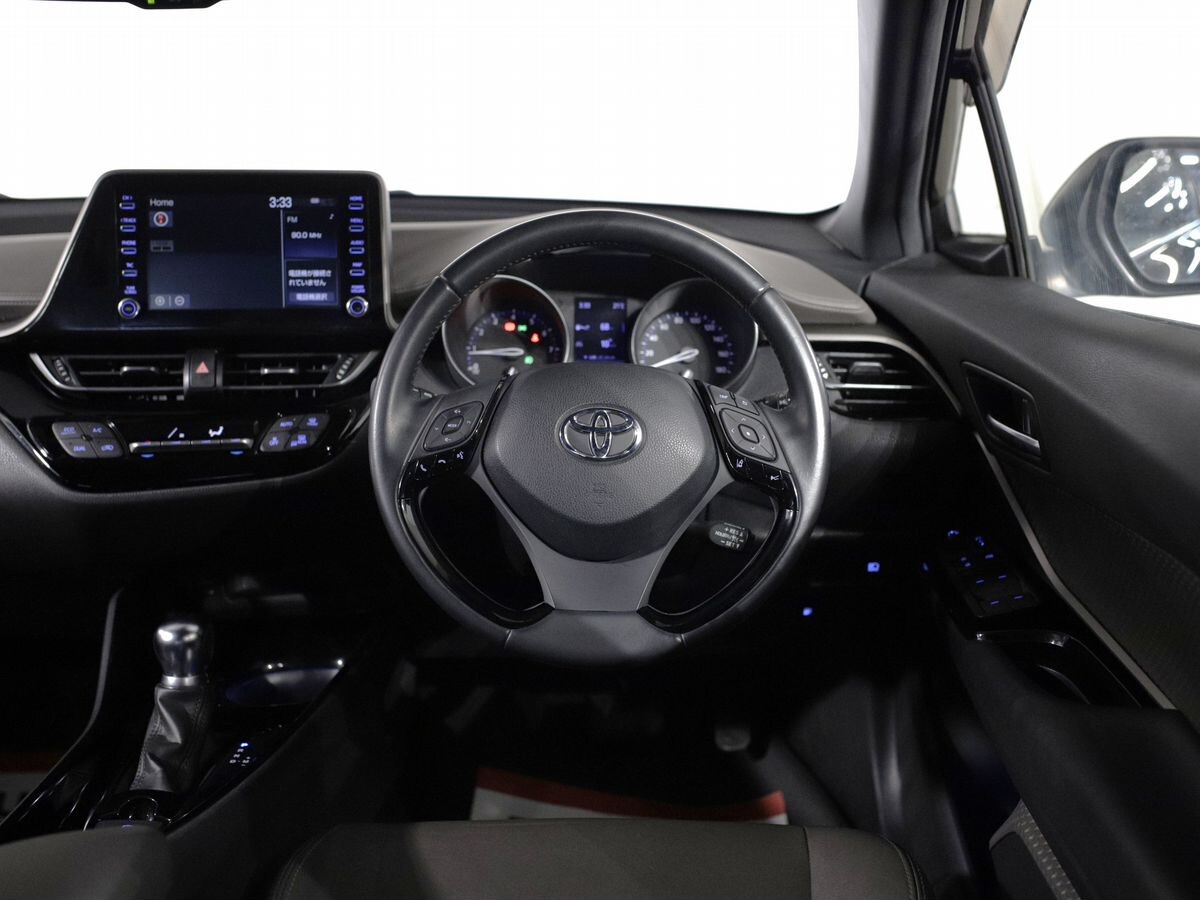Toyota C-HR 2019 - фото автомобиля