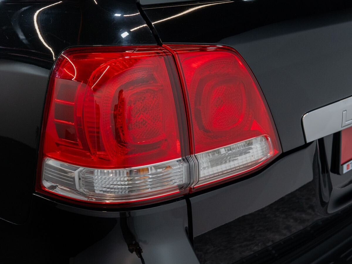 Toyota Land Cruiser 2008 - фото автомобиля