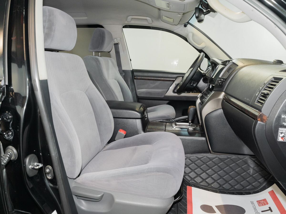Toyota Land Cruiser 2008 - фото автомобиля