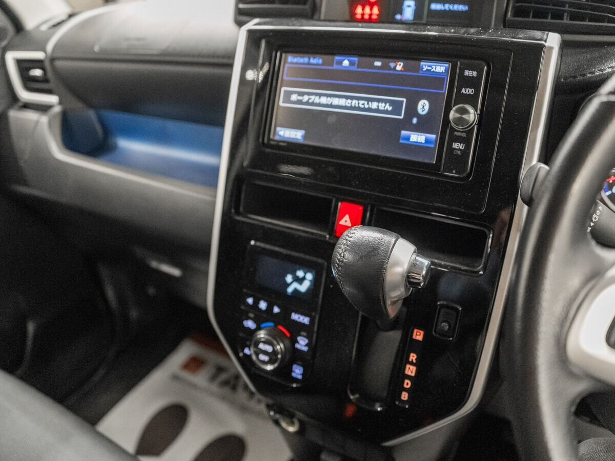 Toyota Roomy 2017 - фото автомобиля