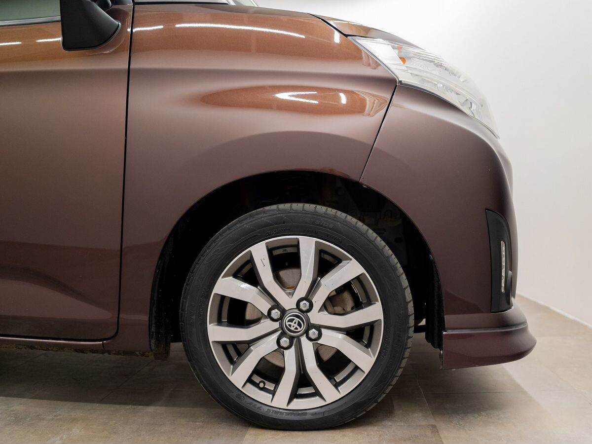 Toyota Roomy 2017 - фото автомобиля