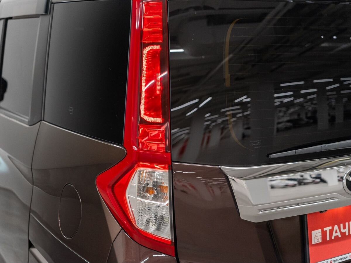 Toyota Roomy 2017 - фото автомобиля