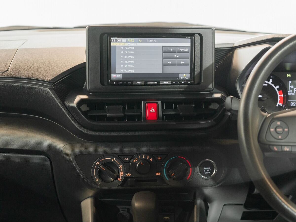 Toyota Raize 2021 - фото автомобиля