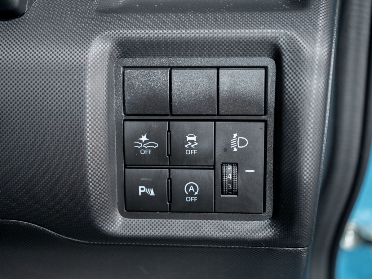 Toyota Raize 2021 - фото автомобиля