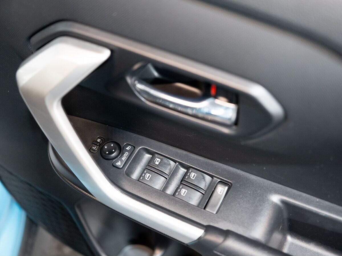 Toyota Raize 2021 - фото автомобиля