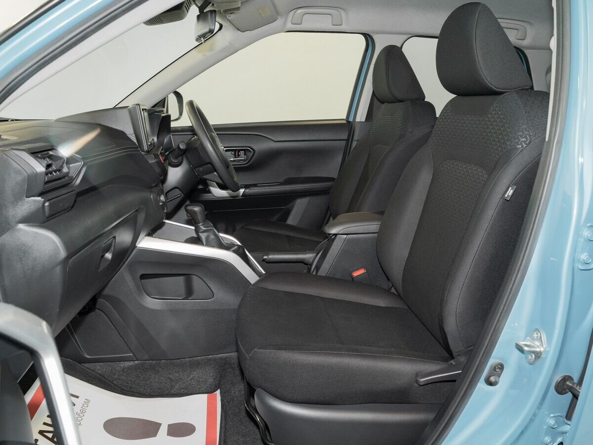 Toyota Raize 2021 - фото автомобиля