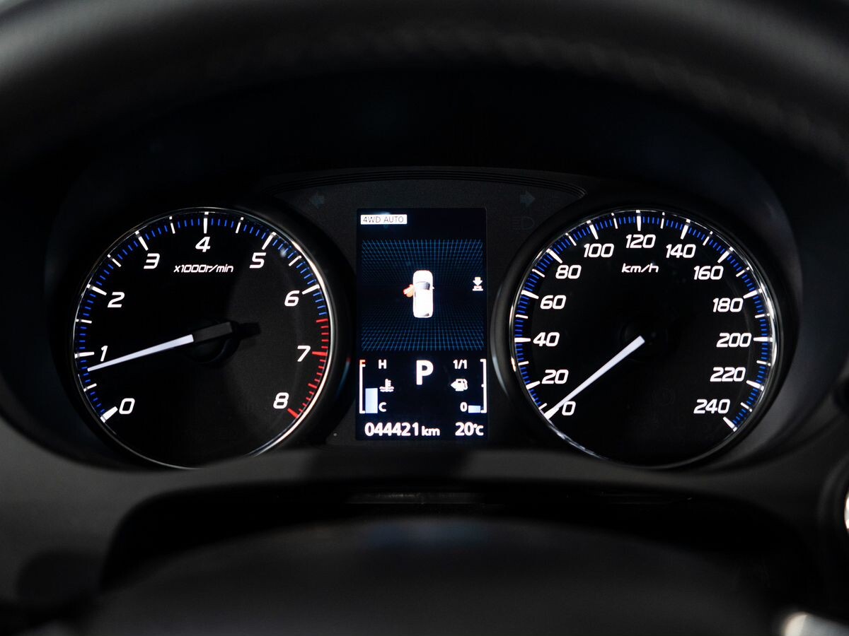 Mitsubishi Outlander 2019 - фото автомобиля