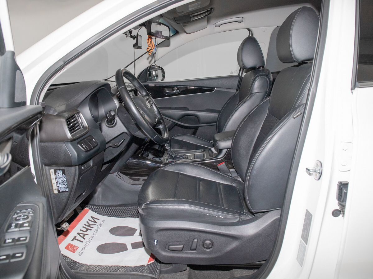 Kia Sorento 2017 - фото автомобиля